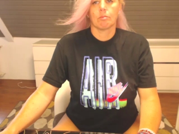 KimMitch 22-07-2021 Topless 